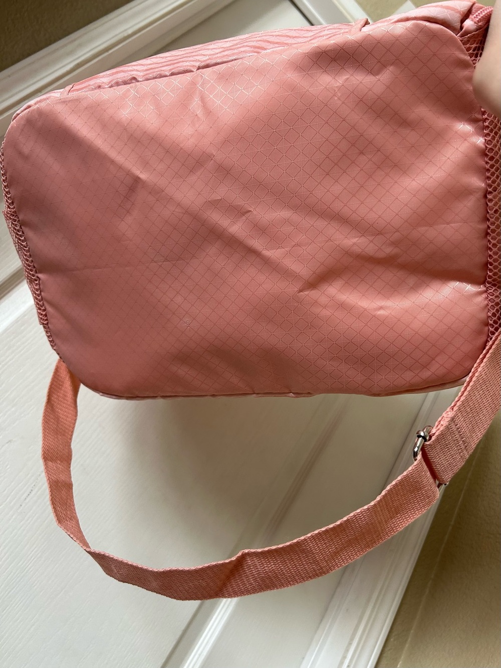 Thirty-One 31 Peach/Light Pink Stripe Big Multi Use Tote Bag - Picture 4 of 13